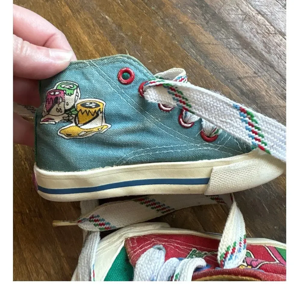 Barney 1993 Canvas Sneakers Shoes Size 5 Unisex the Lyons Group Colorblock